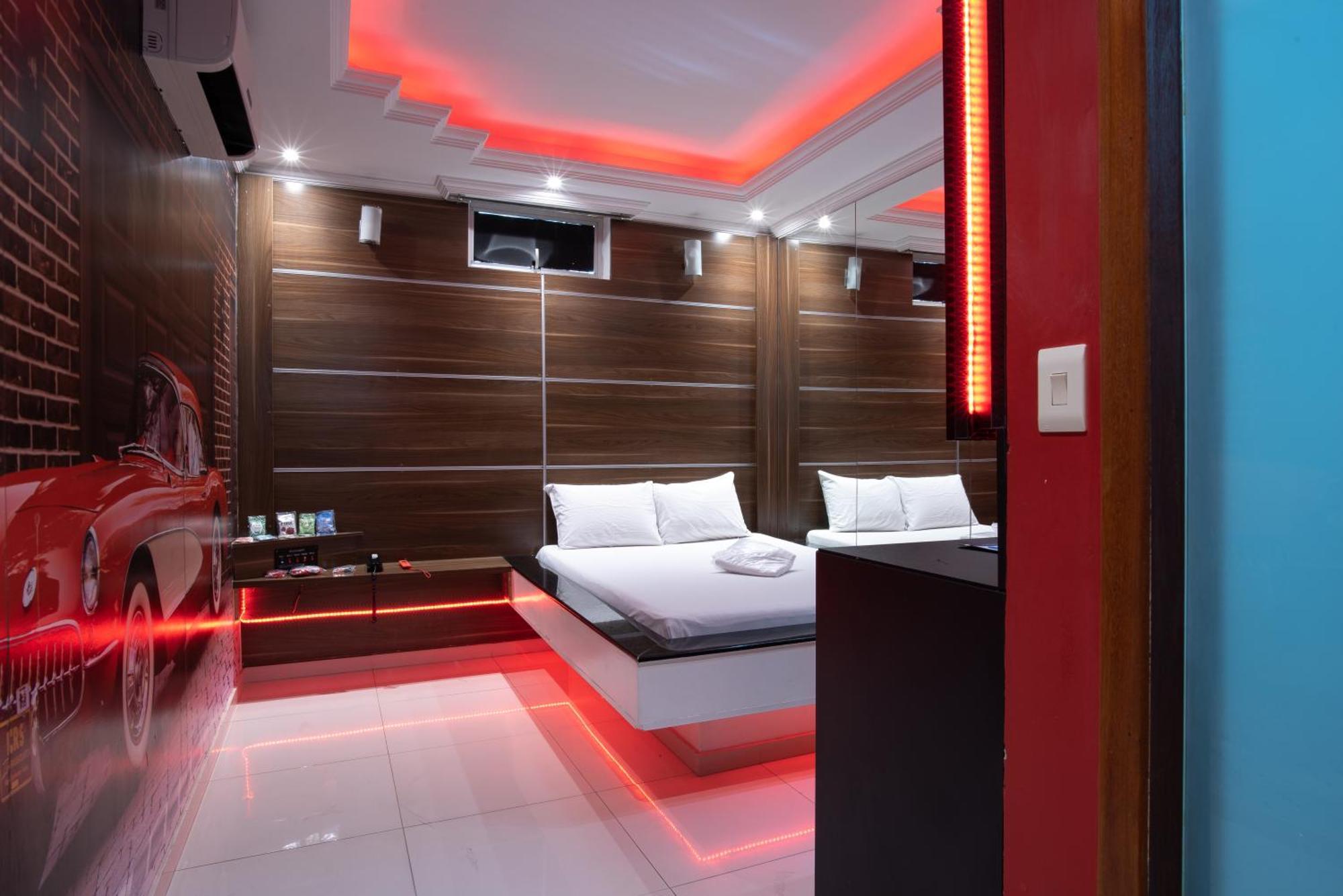 Motel Fantasy 2 (Adults Only) Contagem Extérieur photo