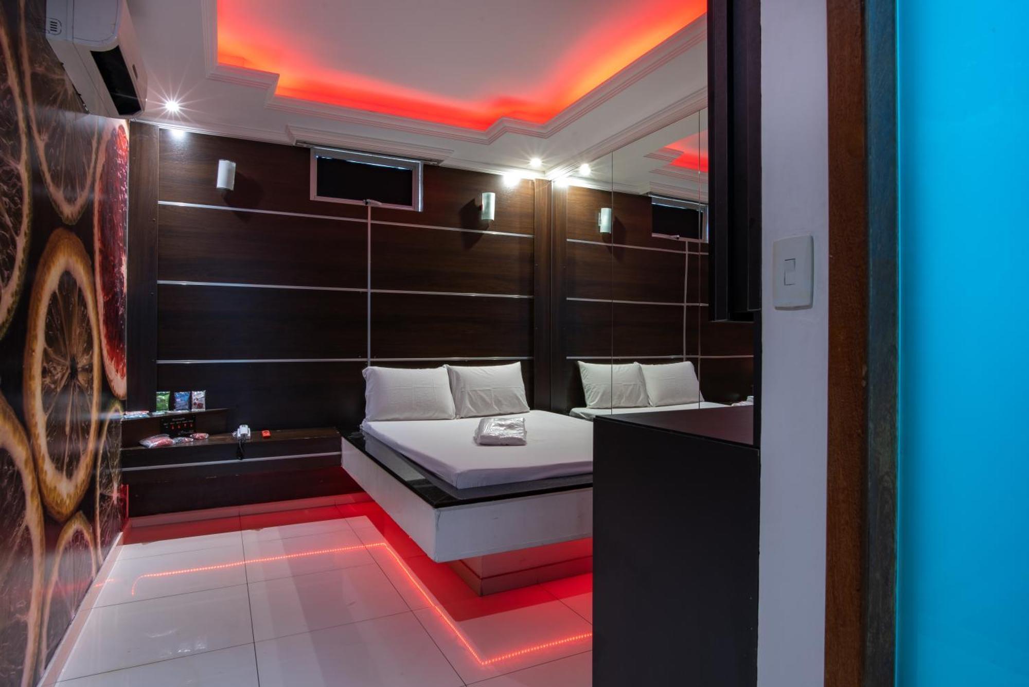 Motel Fantasy 2 (Adults Only) Contagem Extérieur photo
