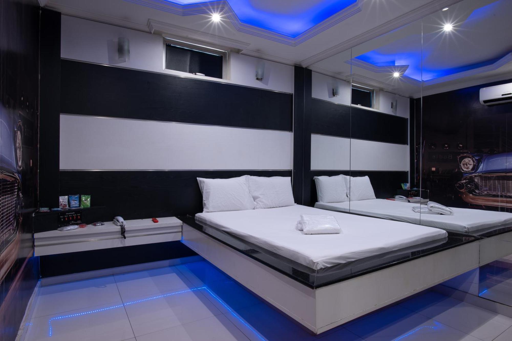 Motel Fantasy 2 (Adults Only) Contagem Extérieur photo