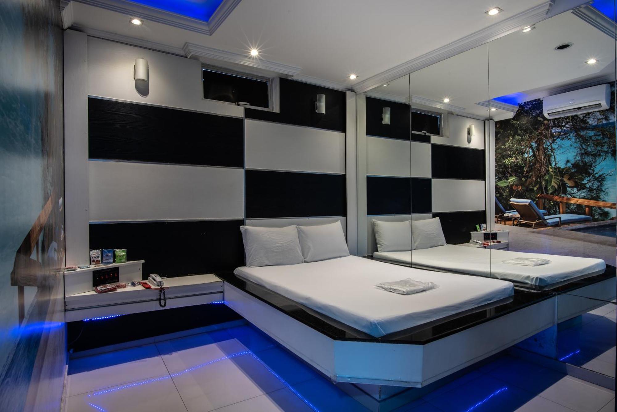 Motel Fantasy 2 (Adults Only) Contagem Extérieur photo